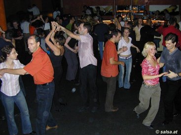 Salsa in M&uuml;nchen: 2Rooms (anklicken zum Vergr��ern - click to enlarge)