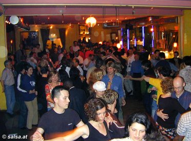 Salsa im Max Emanuel, M�nchen (anklicken zum Vergr��ern - click to enlarge)